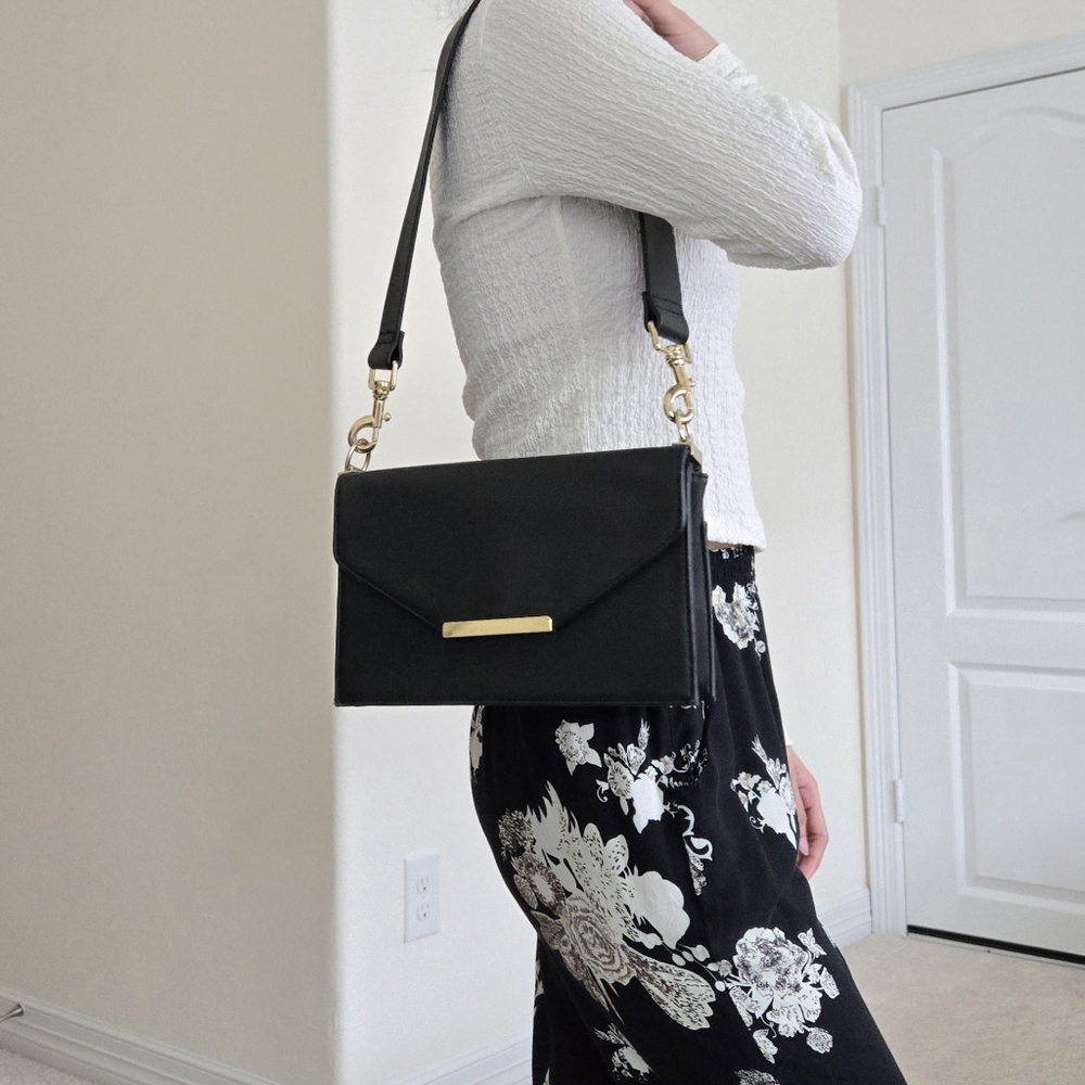 I.N.C Black and gold structured shoulder bag medium
